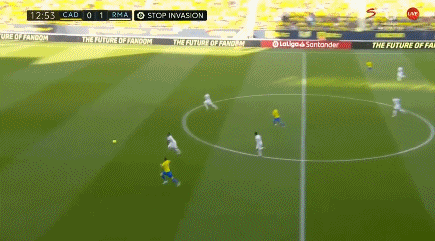 半岛晨报：李国旭中超执教表现不逊于邵佳一，甚至更胜一筹（半岛晨报：李国旭中超执教不输邵佳一，表现更胜一筹）