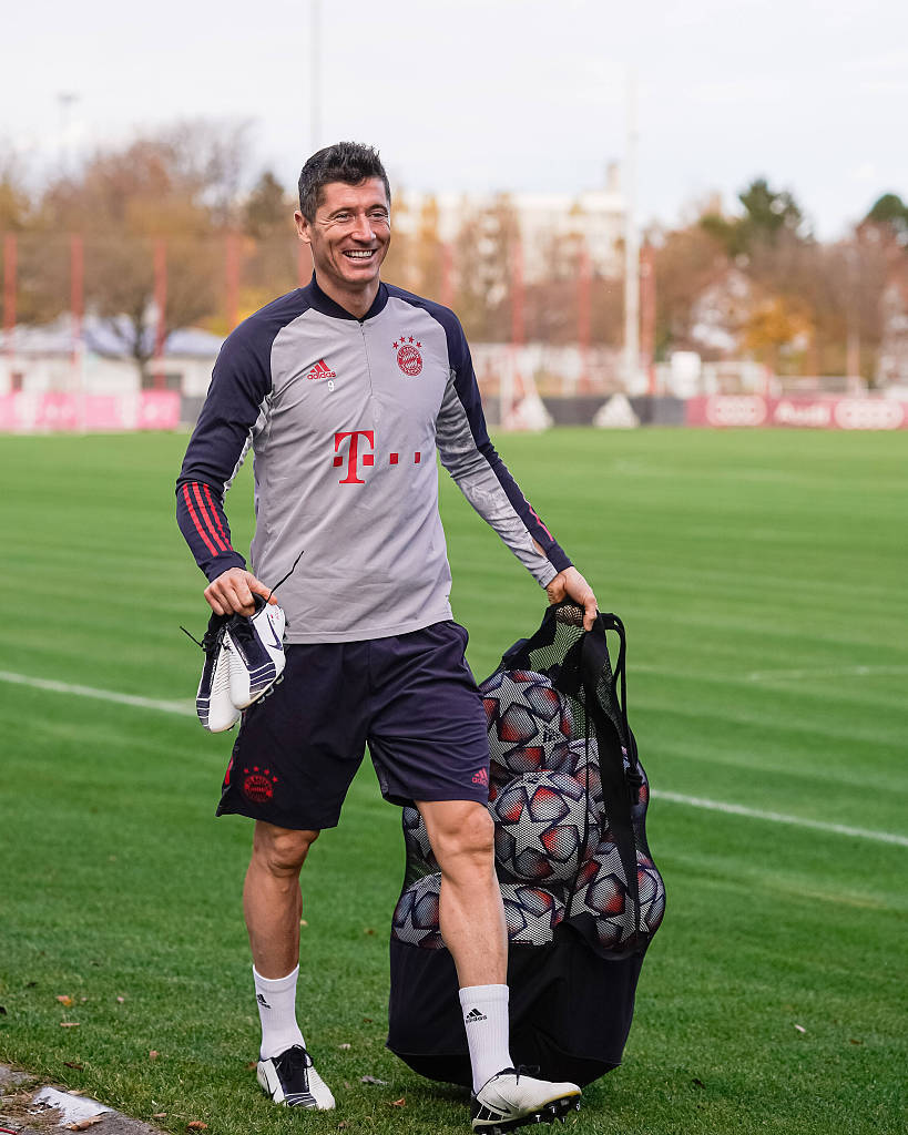 CBA：山东男篮主场不敌广东男篮