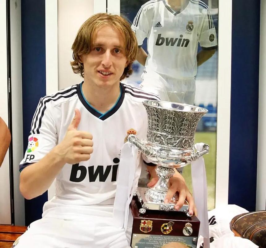 ATP官宣：费德勒入选2026届国际网球名人堂 生涯20座大满贯冠军